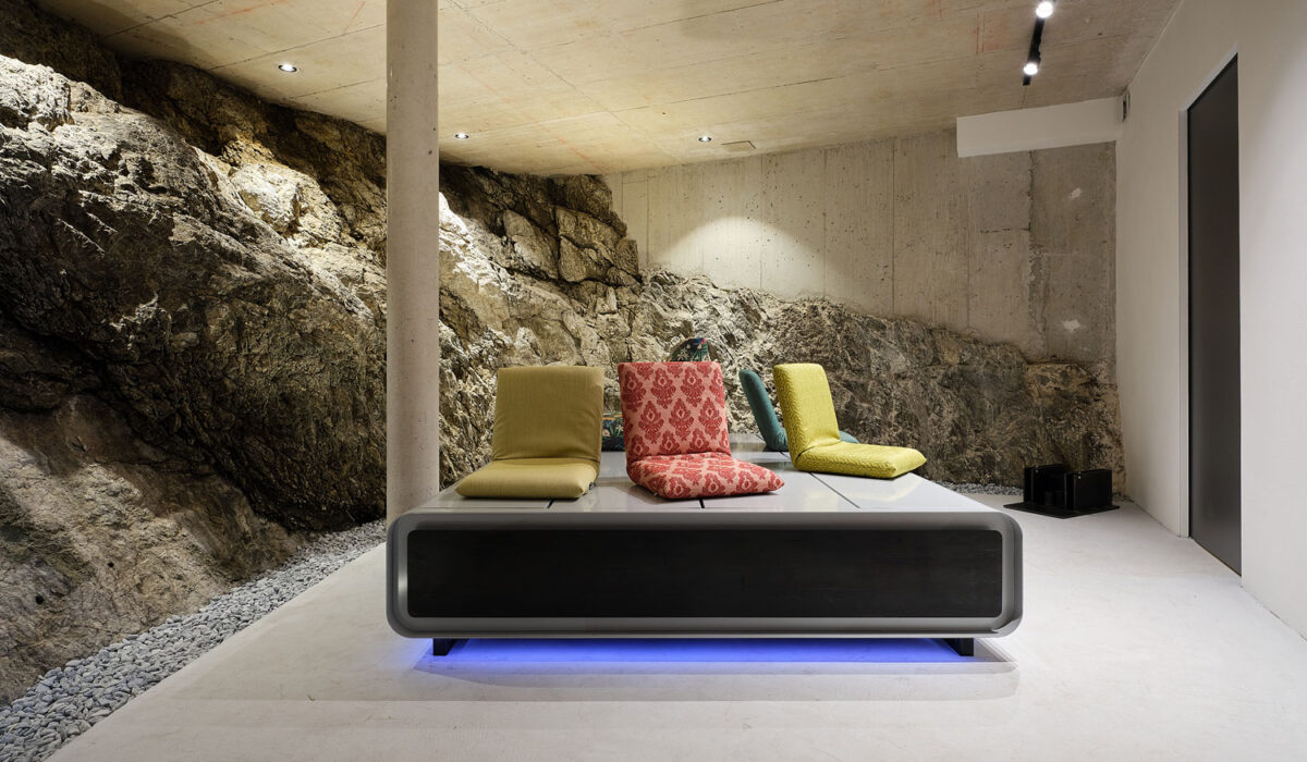 haus-fuenf-steinwand-1